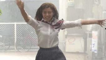 娱乐吃瓜酱长途车,长途车上的趣味时光